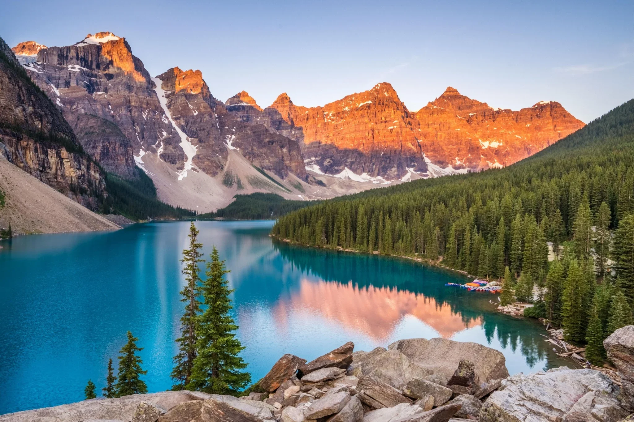 Canadá: Entre Lagos, Montanhas e Cidades Vibrantes