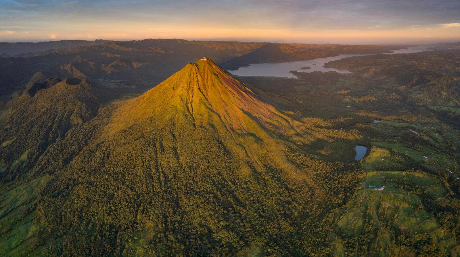 Costa Rica: Natureza, Vulcões e Praias Tropicais
